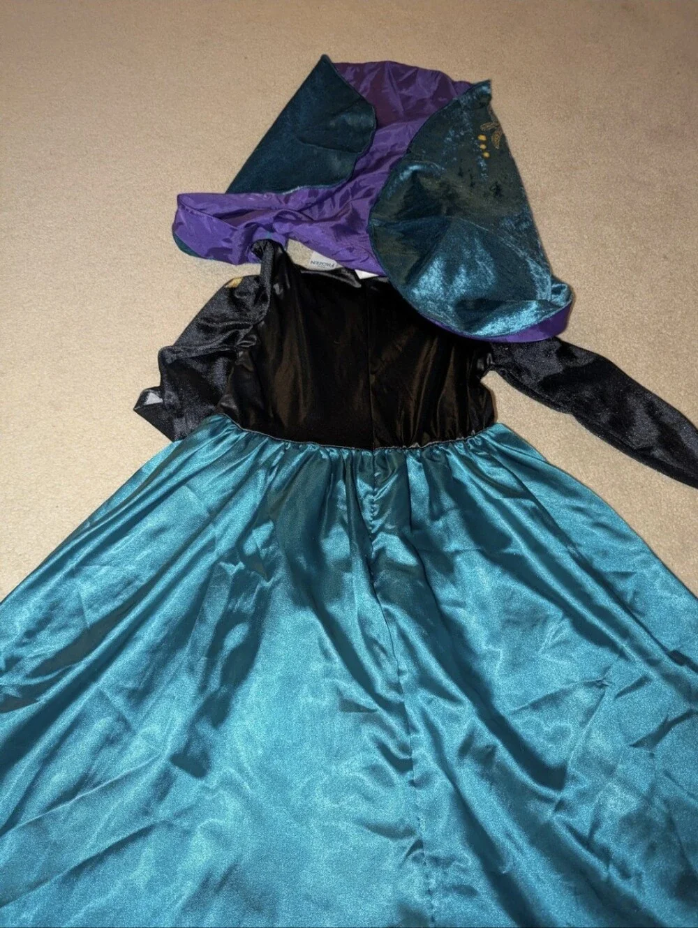 Nwt Disney Frozen Anna Fancy-Dress Costumes for Girls with Elegant Design